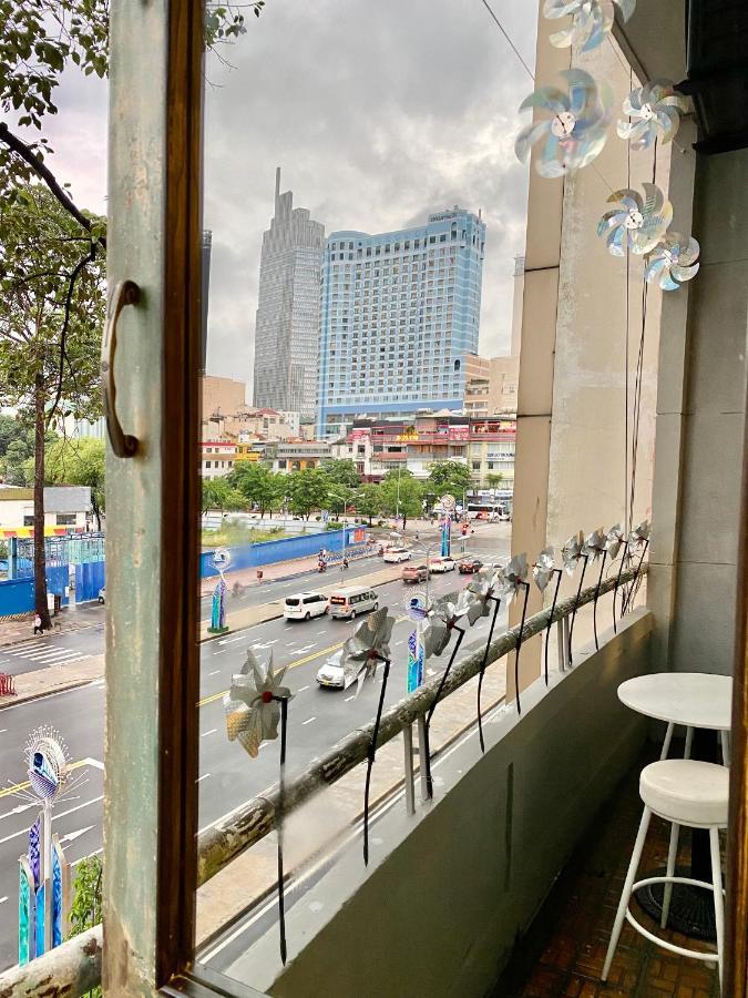 Le Bijou Chic In The Heart Of Saigon Charm With View Daire Ho Şi Min Dış mekan fotoğraf