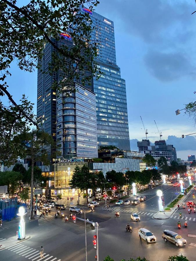 Le Bijou Chic In The Heart Of Saigon Charm With View Daire Ho Şi Min Dış mekan fotoğraf